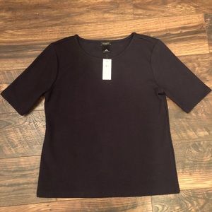 Navy blue shirt sleeve top
